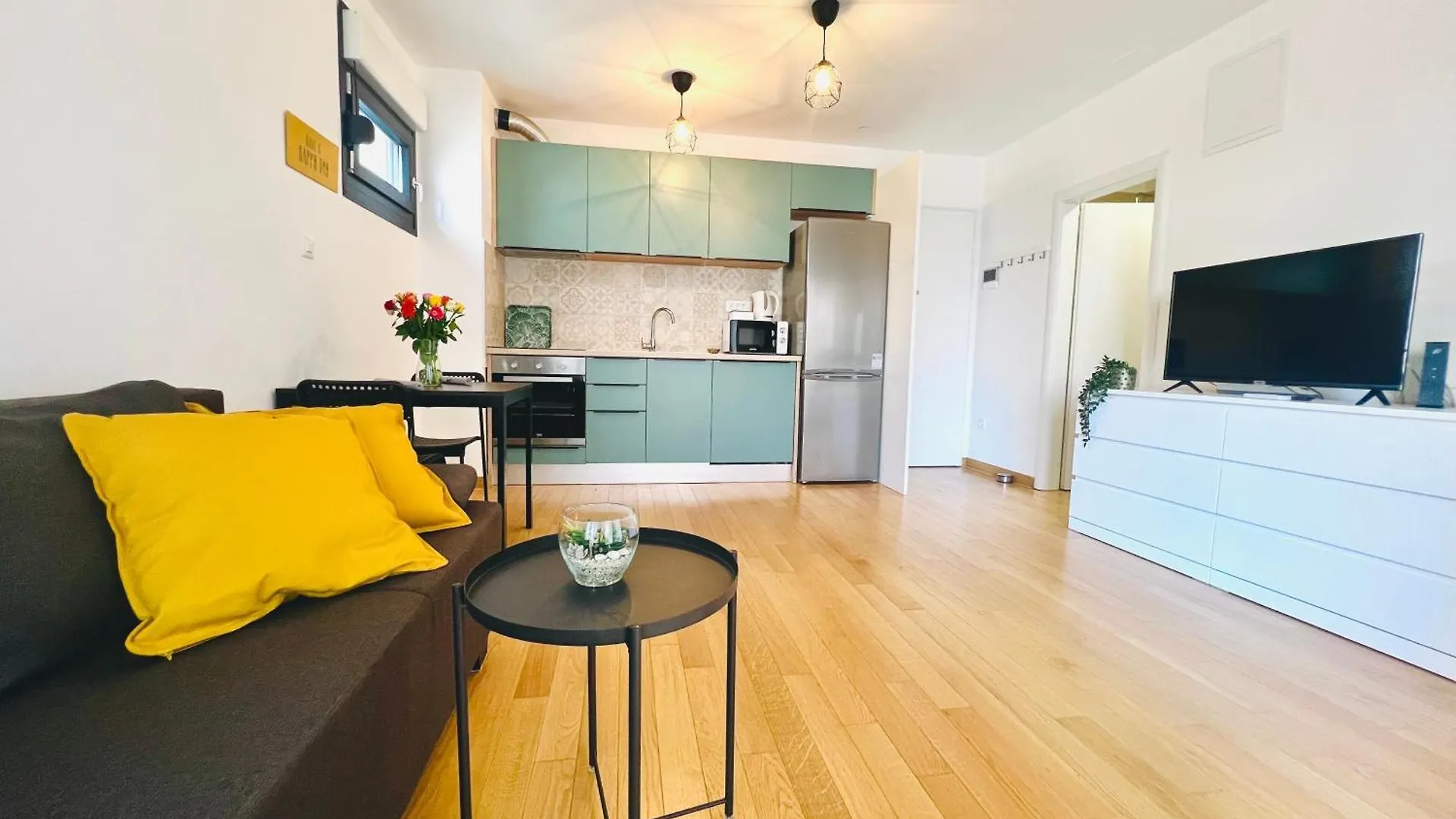 Almond 2 - Free Parking Apartment Split
