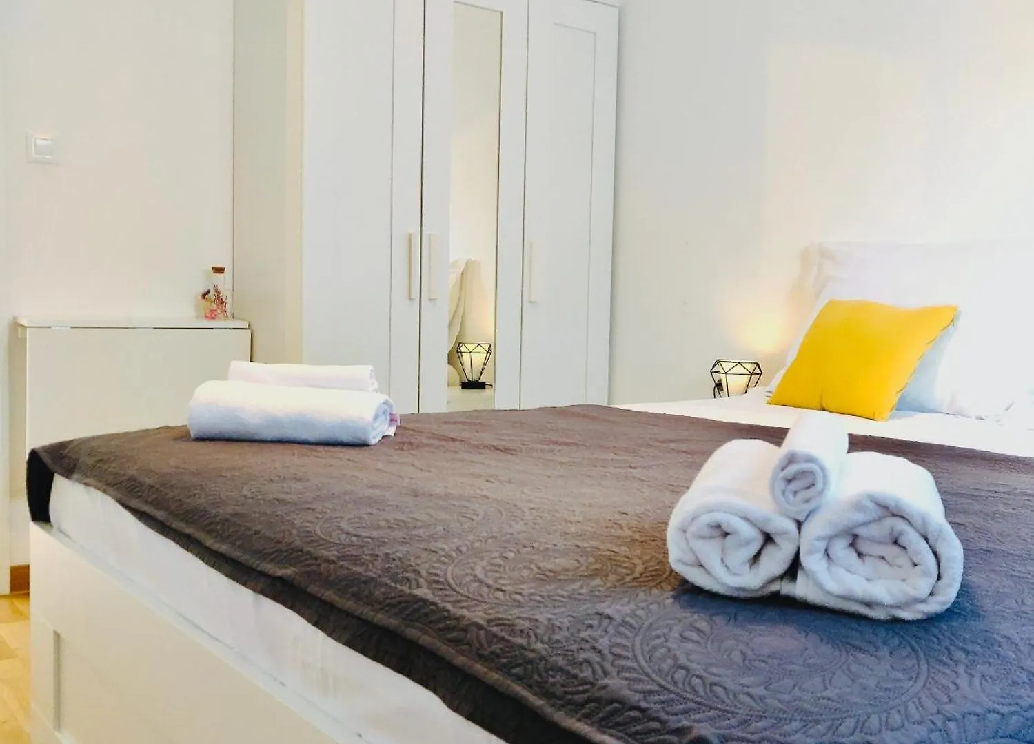 Almond 2 - Free Parking Apartment Split 0*,  Croatia